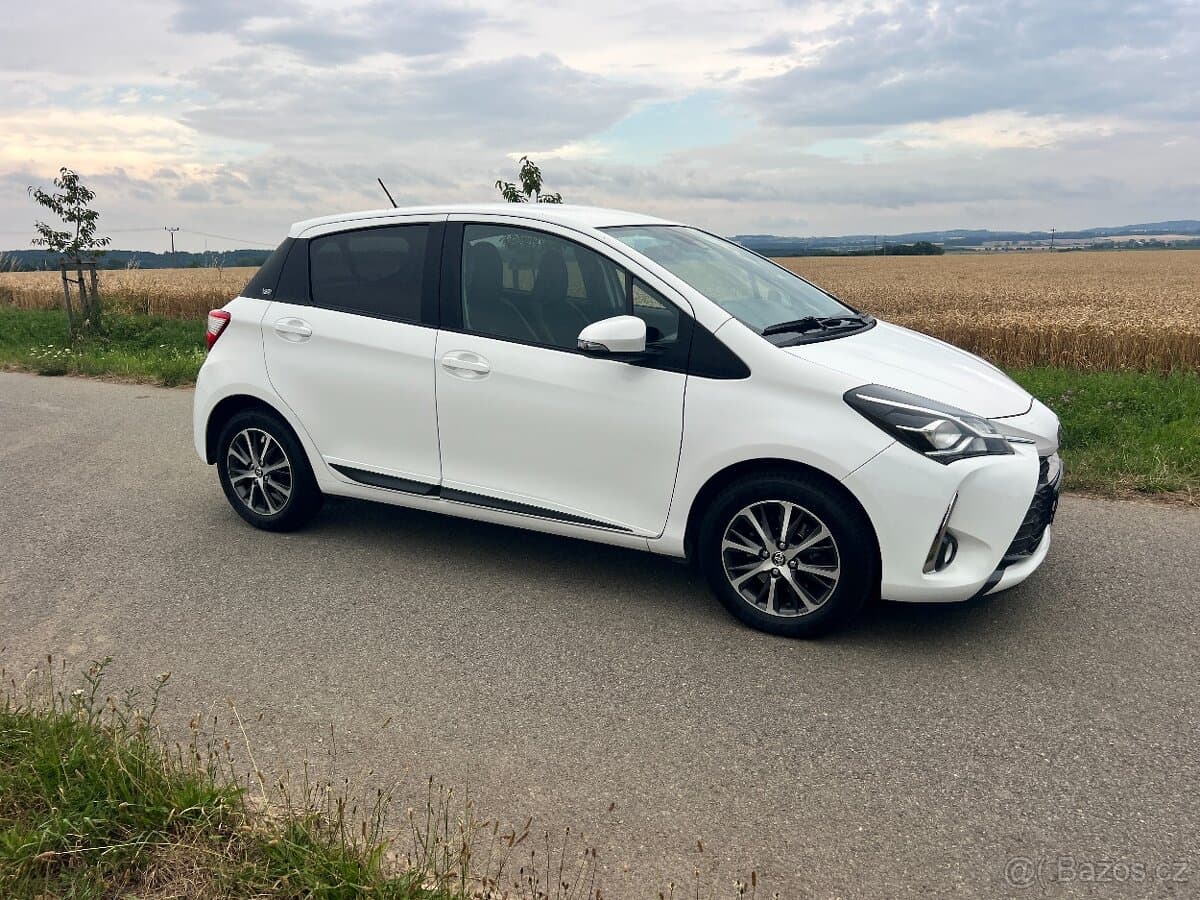 2019 Toyota YARIS - 5