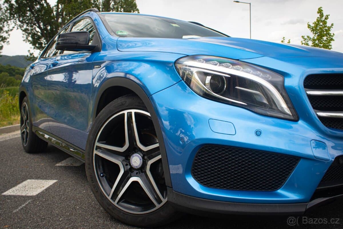 2015 Mercedes-Benz GLA - 5