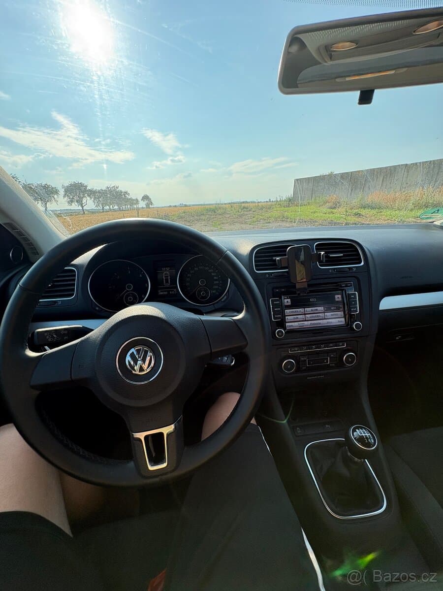 2011 Volkswagen GOLF - 5