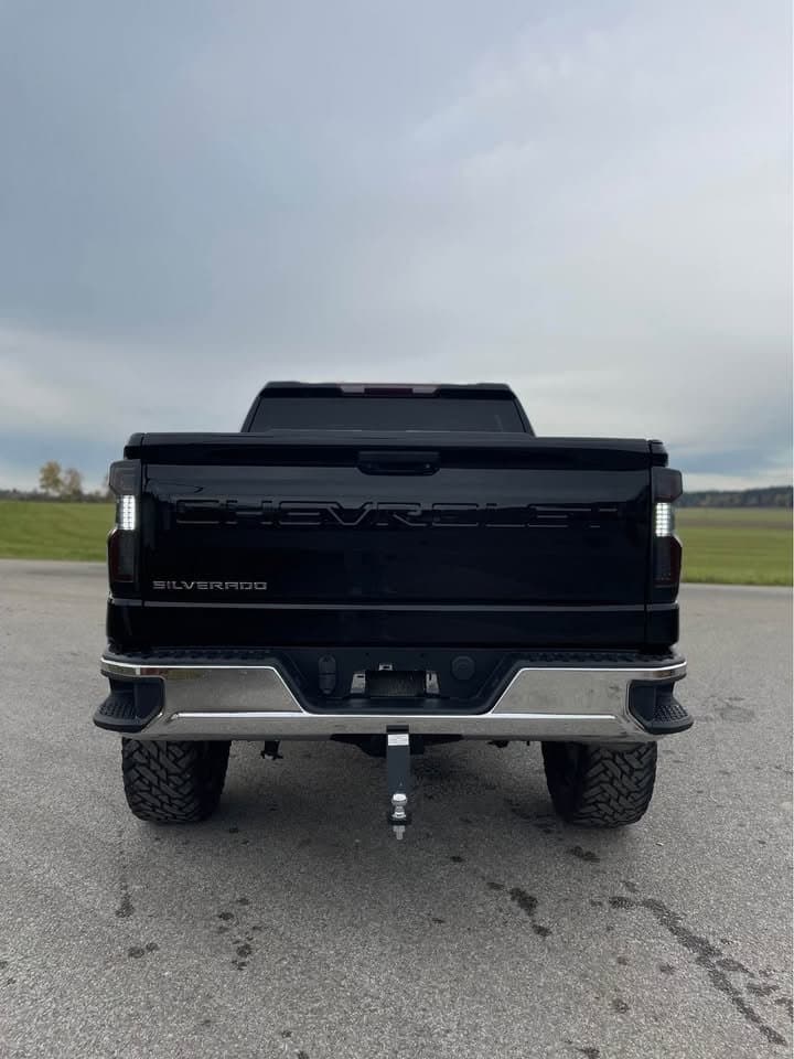 2020 Chevrolet SILVERADO - 5