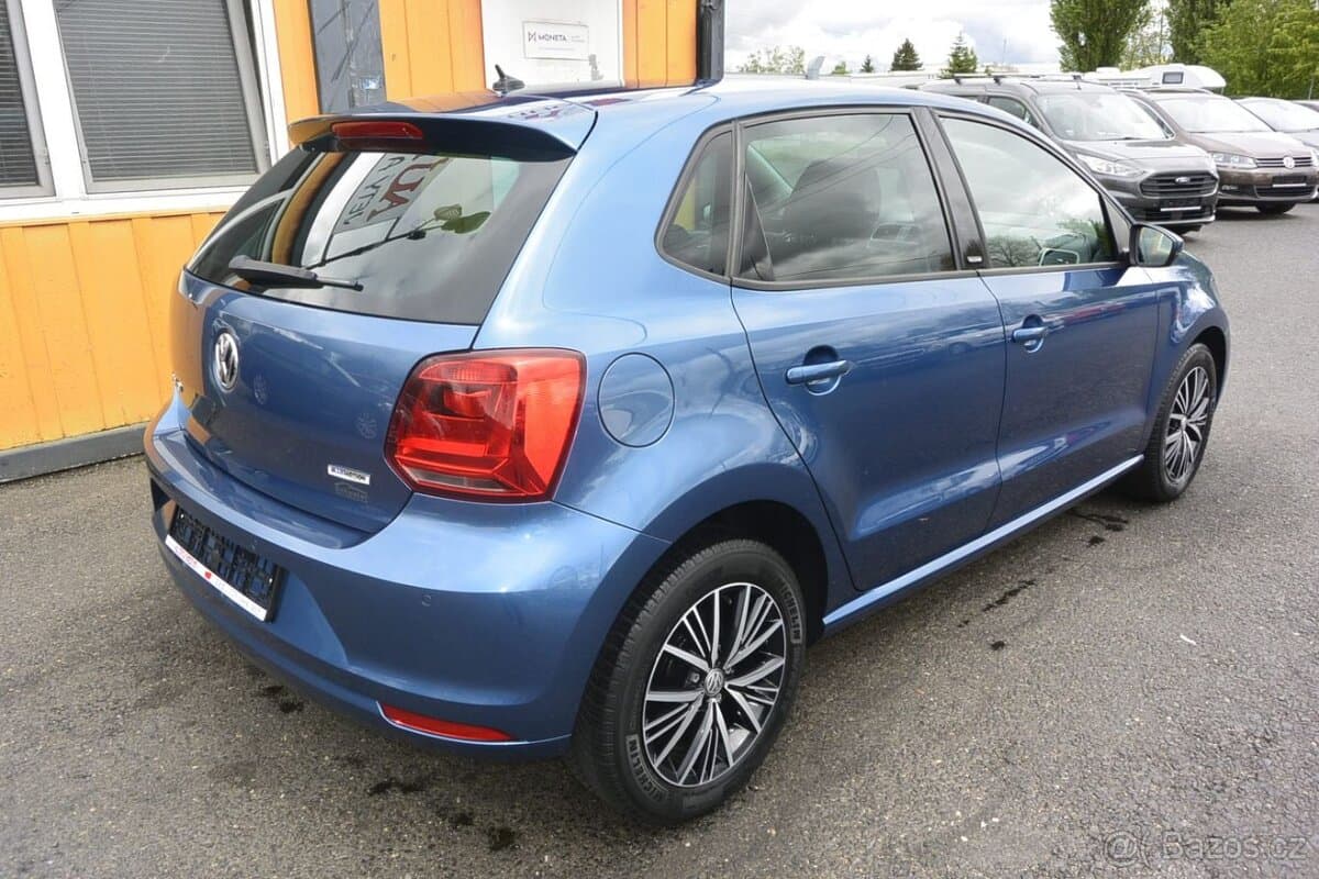 2017 Volkswagen POLO - 5