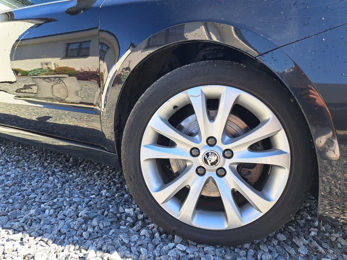 2014 Škoda SUPERB - 5