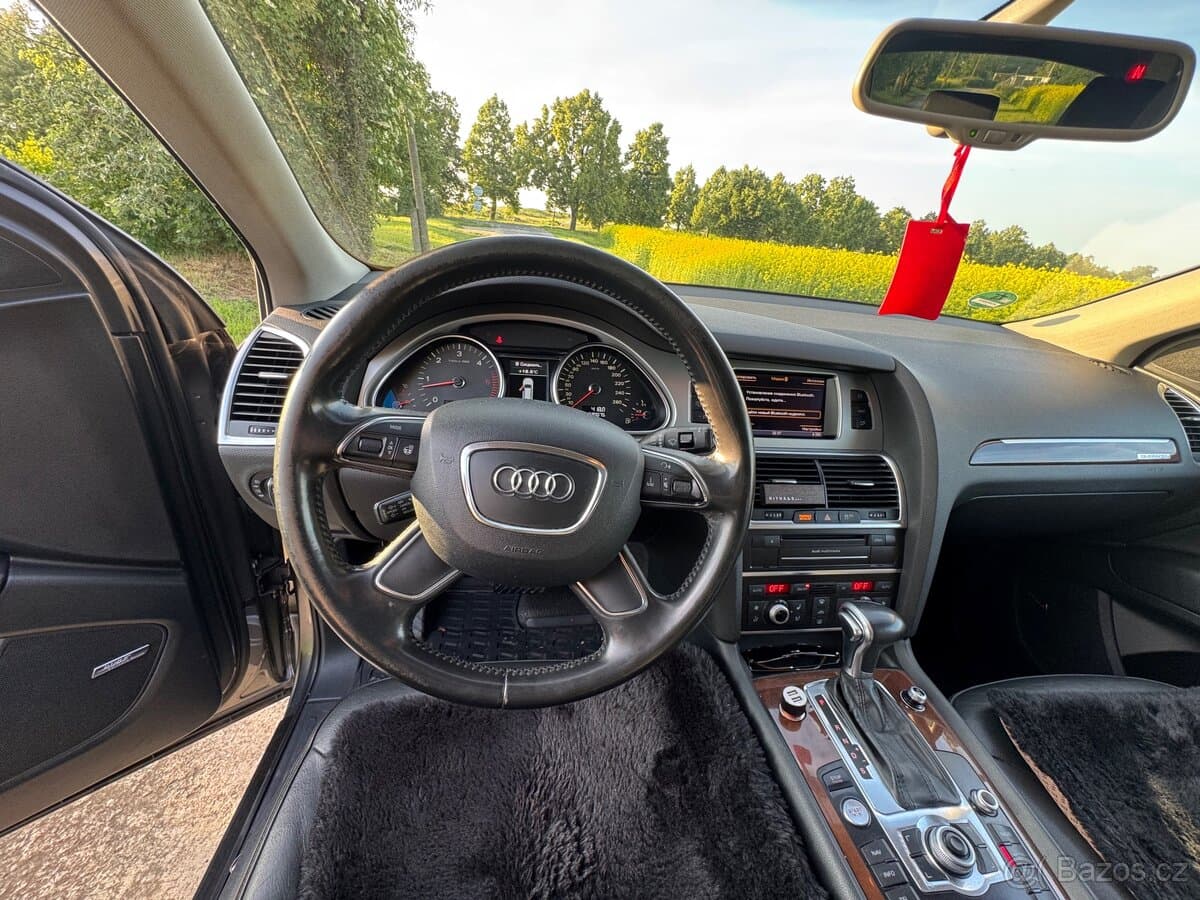 Audi Q7 - 5