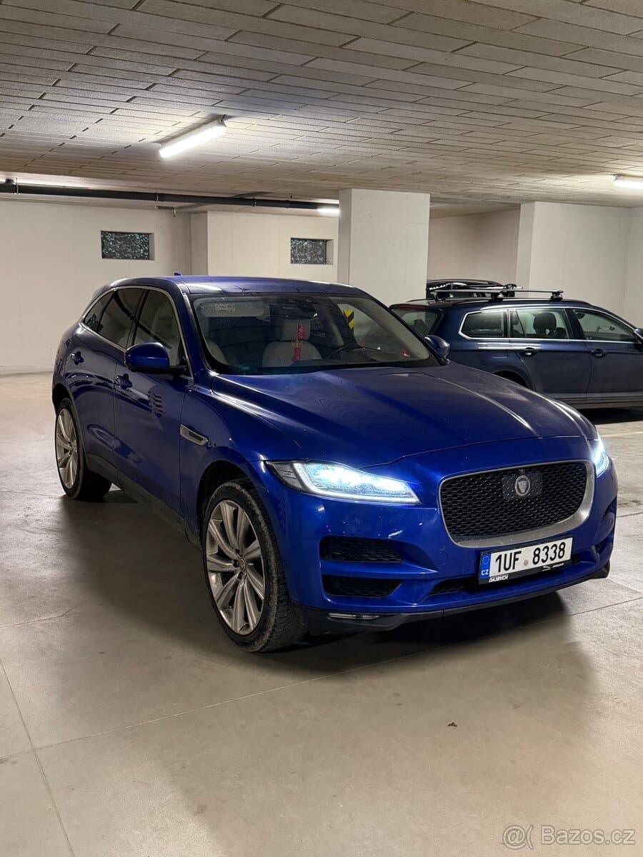 Jaguar F-PACE - 5