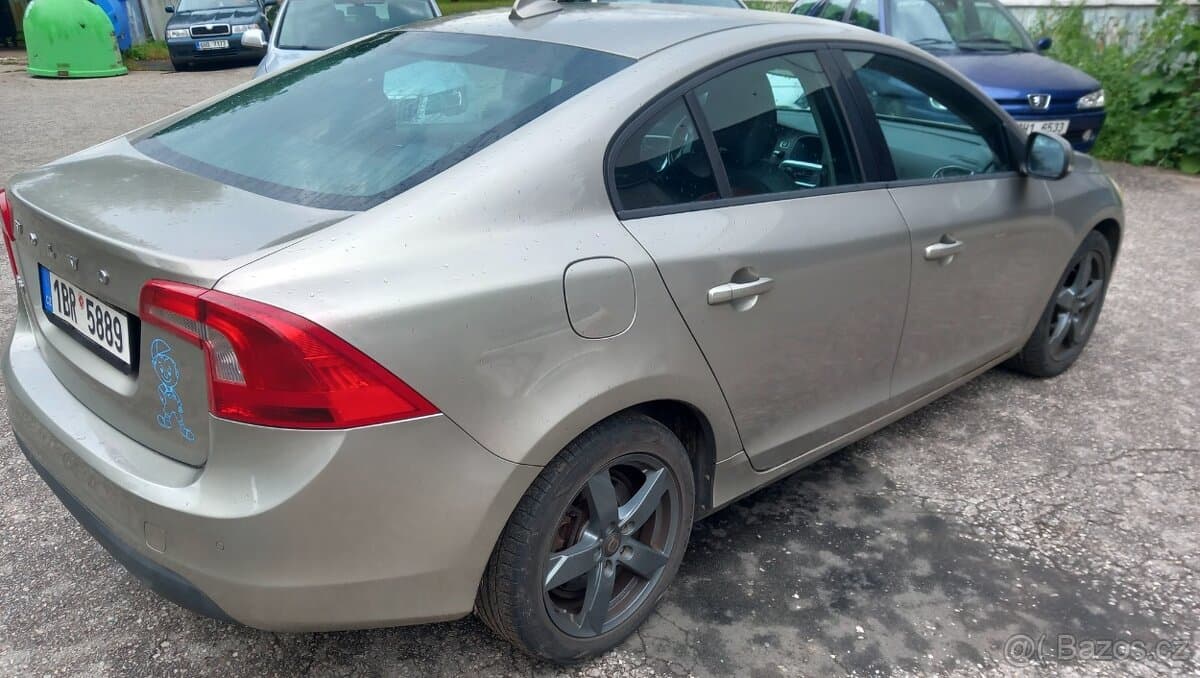 Volvo S60 - 5