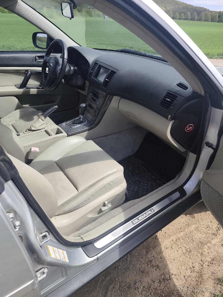 2004 Subaru OUTBACK - 5