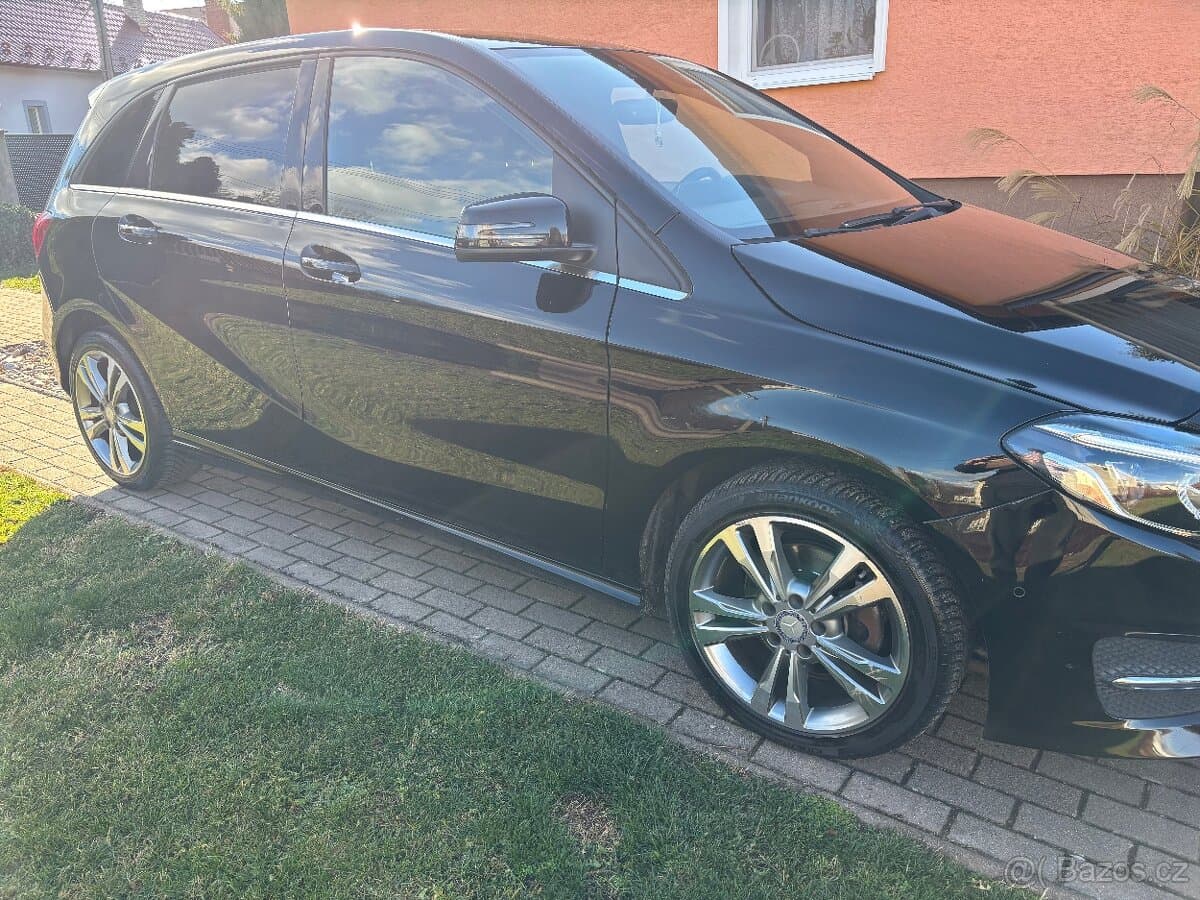 2017 Mercedes-Benz OSTATNÍ - 5