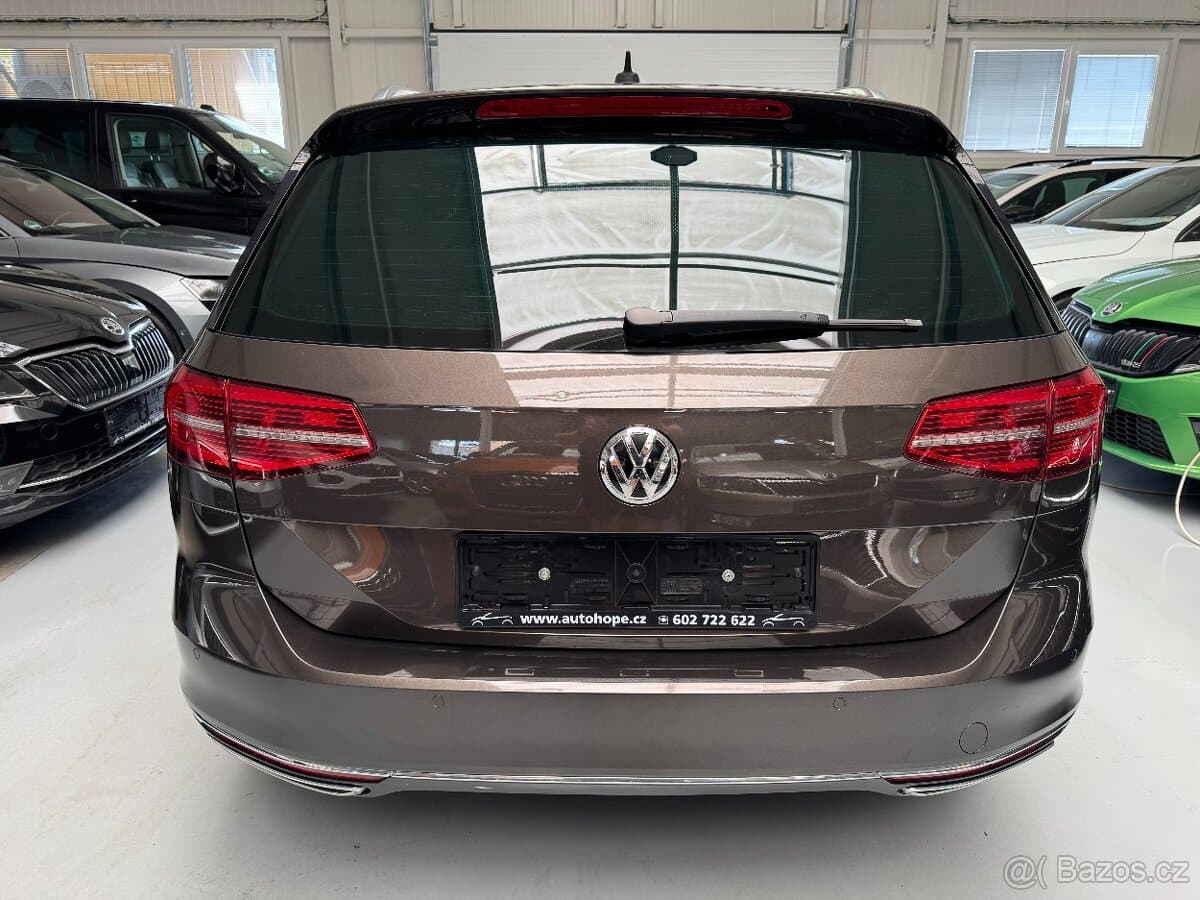 2015 Volkswagen PASSAT - 5