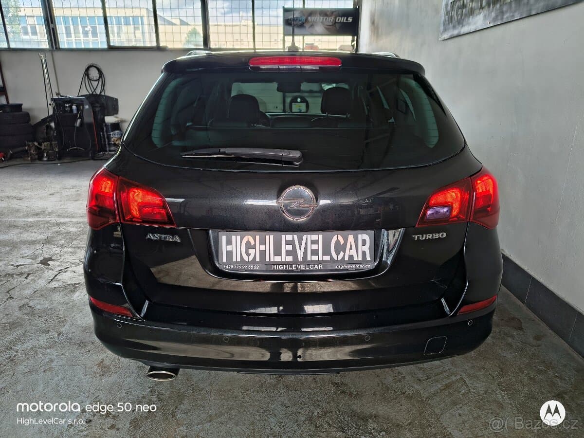 2012 Opel ASTRA - 5