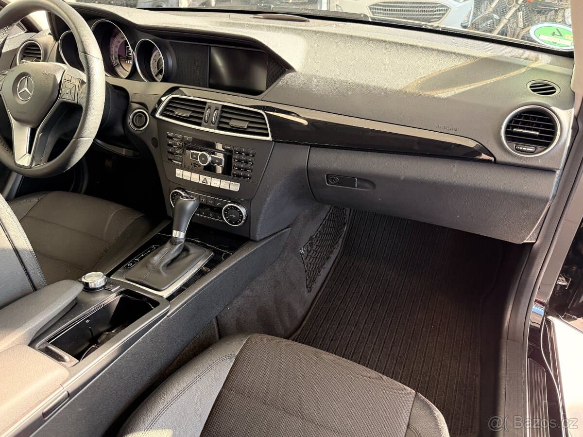 2011 Mercedes-Benz C-CLASS - 5