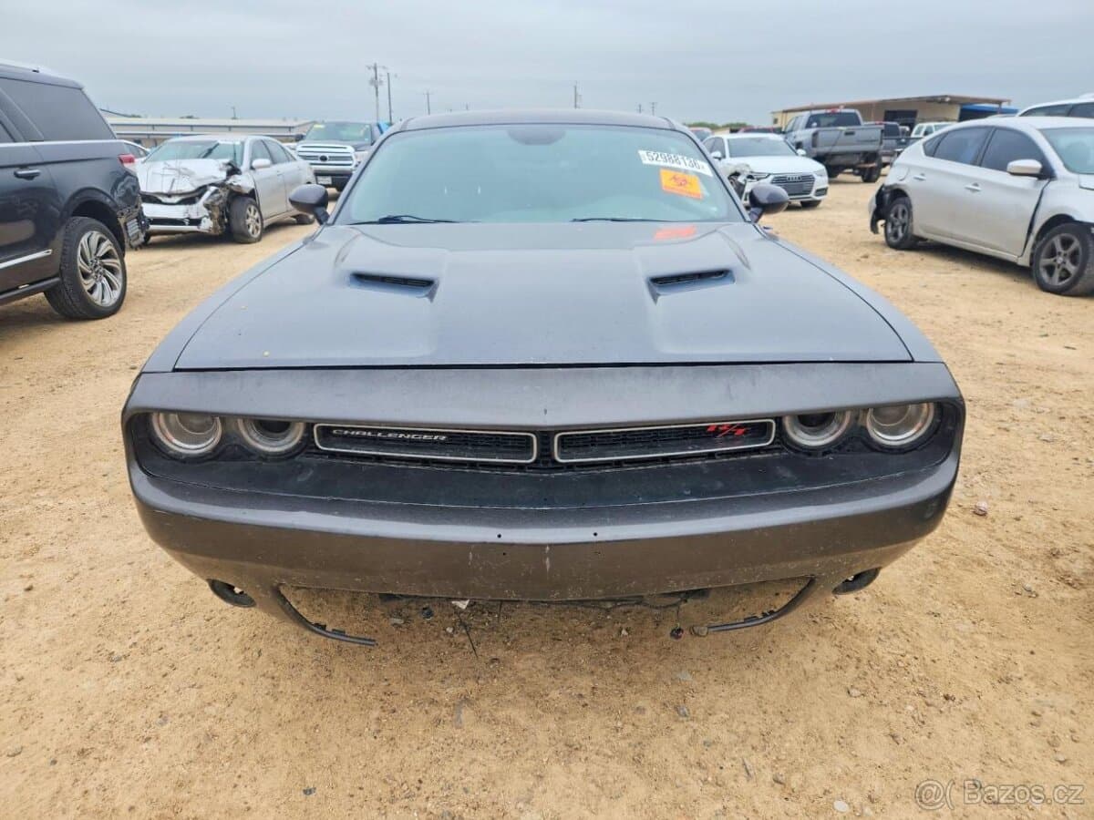 2015 Dodge CHALLENGER - 5