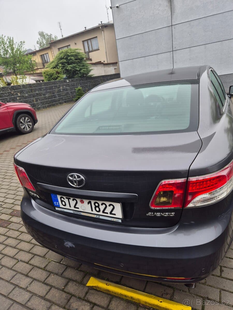 Toyota AVENSIS - 5