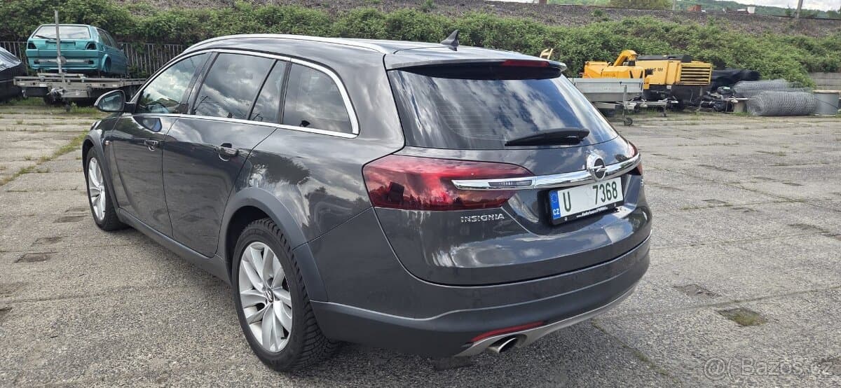 2015 Opel INSIGNIA - 5
