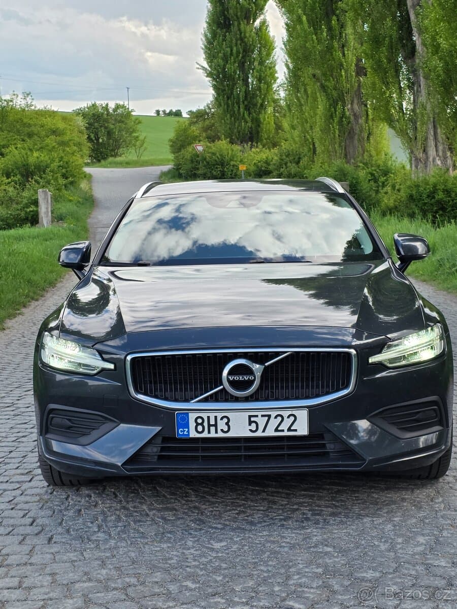 2019 Volvo V60 - 5