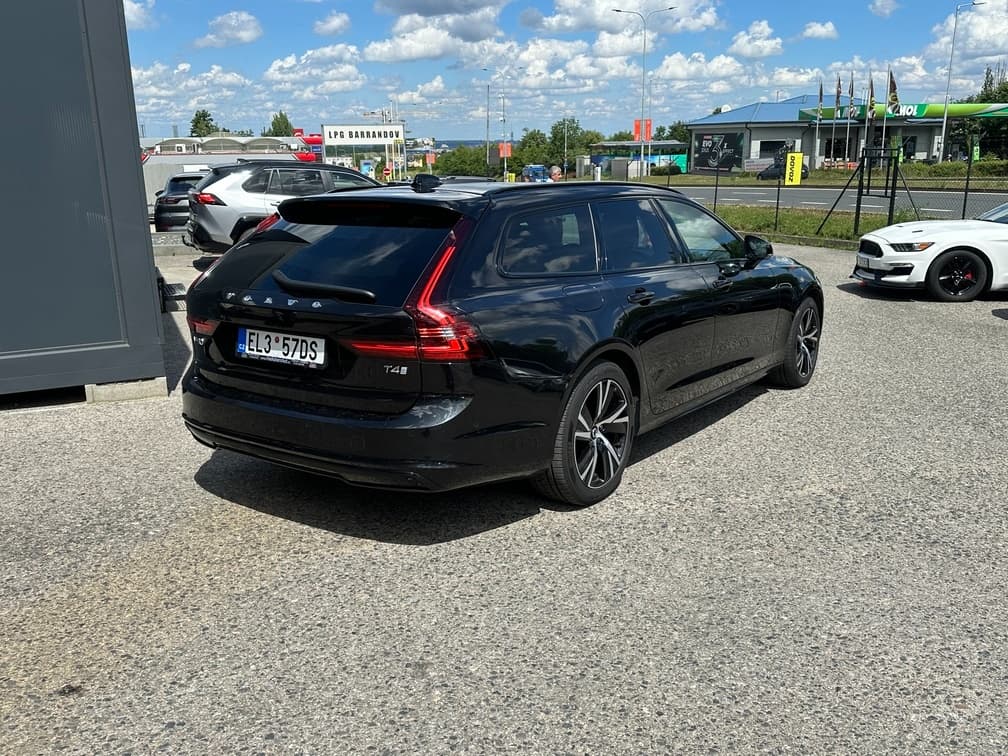2021 Volvo V90 - 5