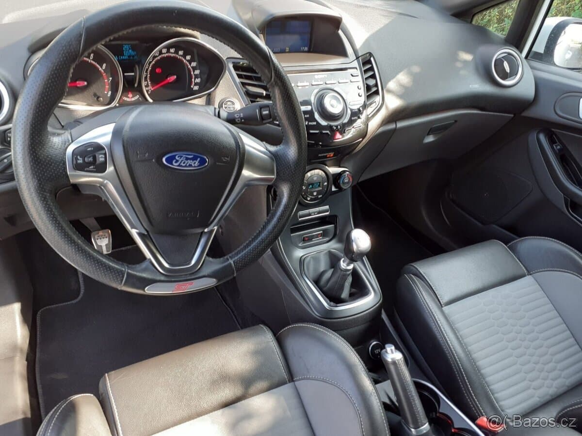 2017 Ford FIESTA - 5
