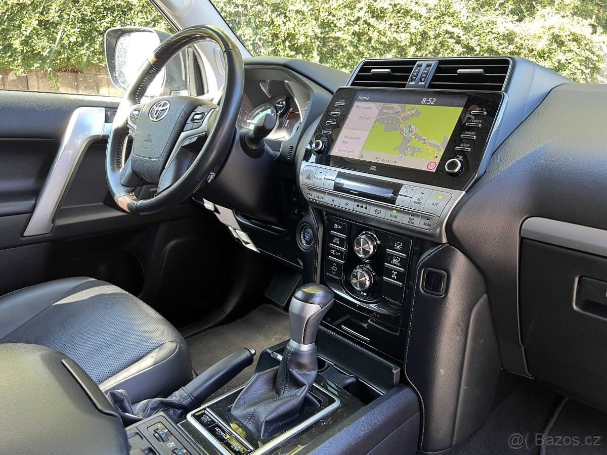2020 Toyota LAND CRUISER - 5