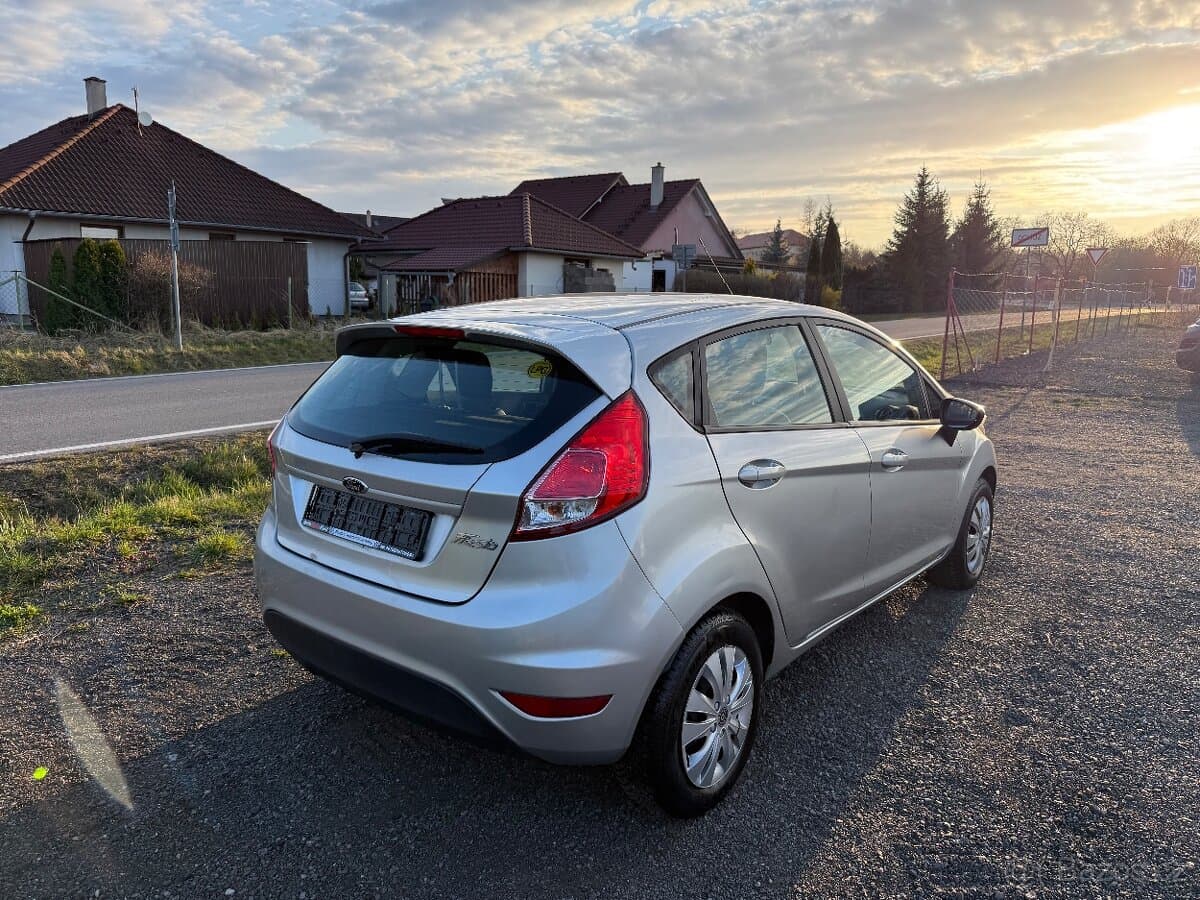 2013 Ford FIESTA - 5