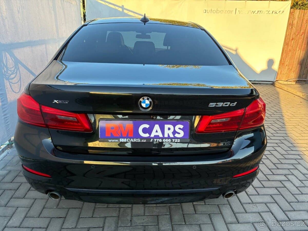 2018 BMW 5-SERIES - 5