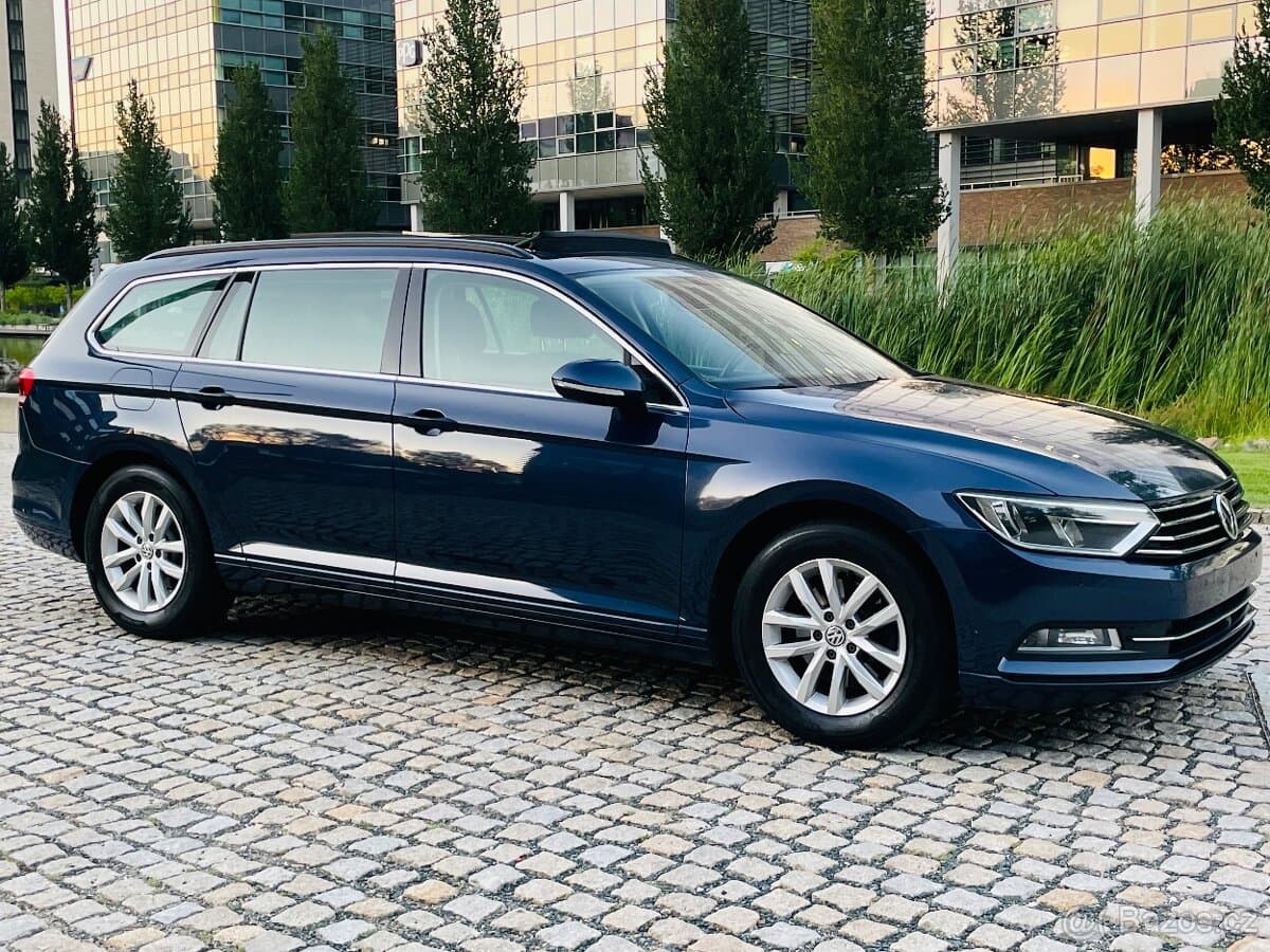 2016 Volkswagen PASSAT - 5