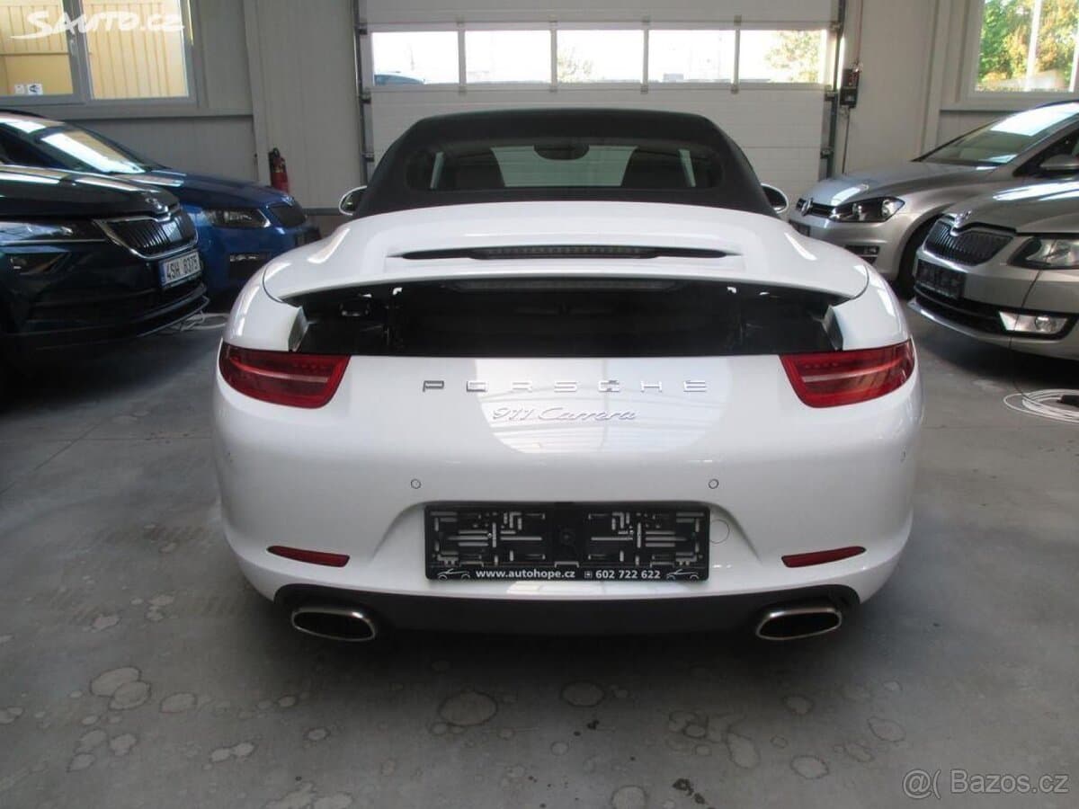 2015 Porsche 911 - 5