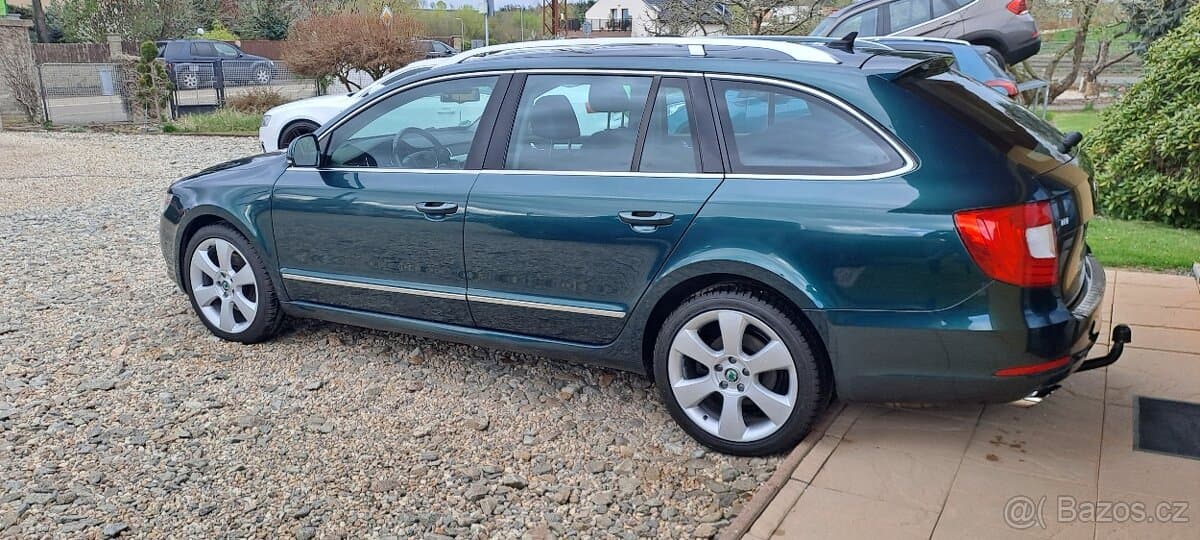 2011 Škoda SUPERB - 5