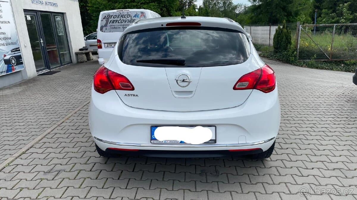 2014 Opel ASTRA - 5