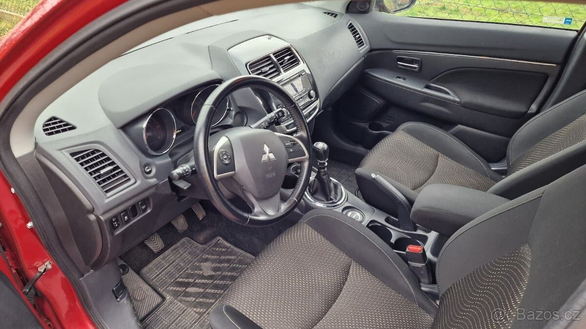 2015 Mitsubishi ASX - 5