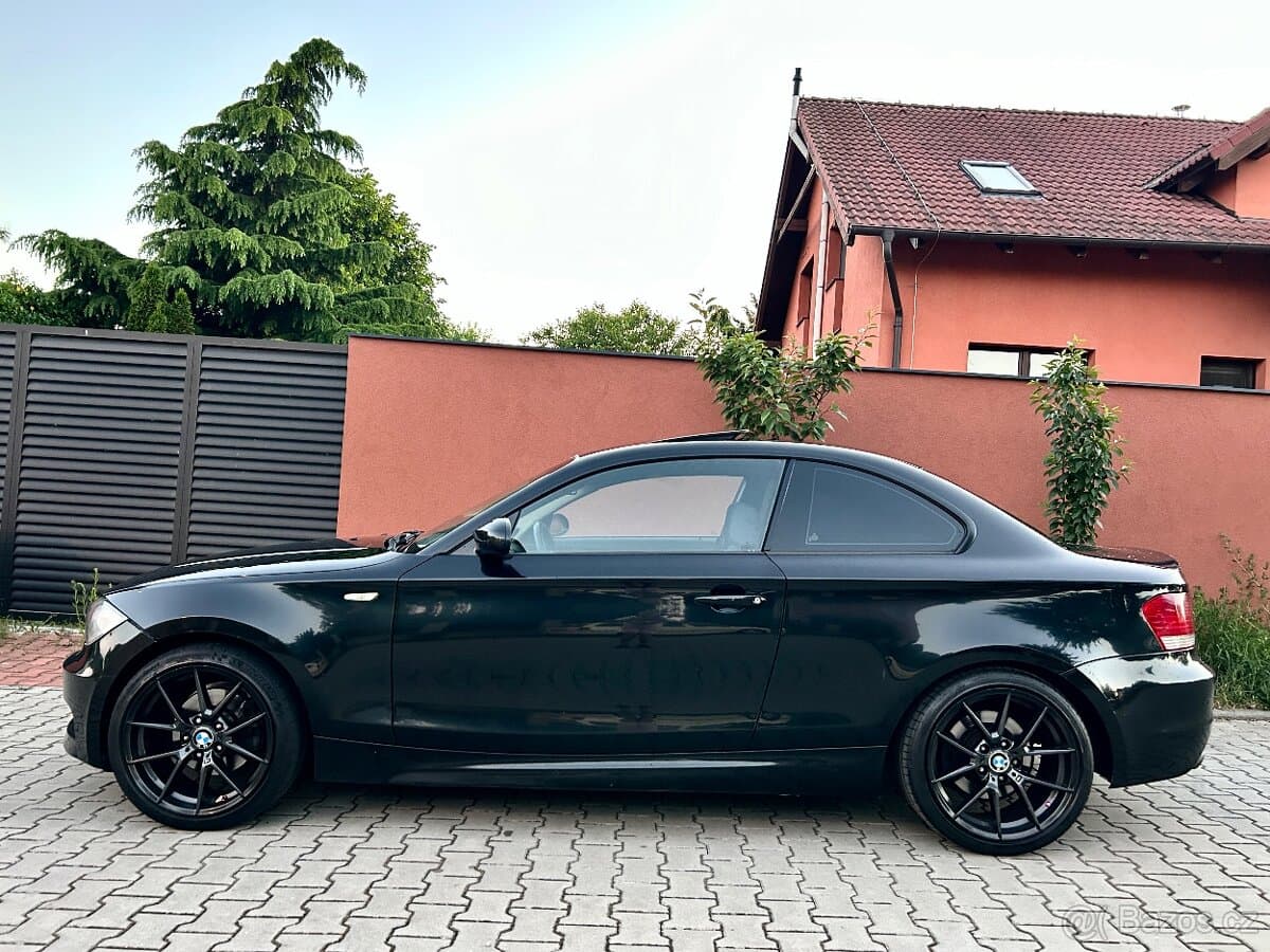 2009 BMW 1-SERIES - 5