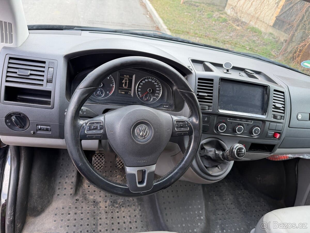 2013 Volkswagen CARAVELLE - 5