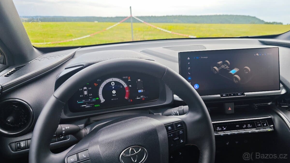2025 Toyota C-HR - 5
