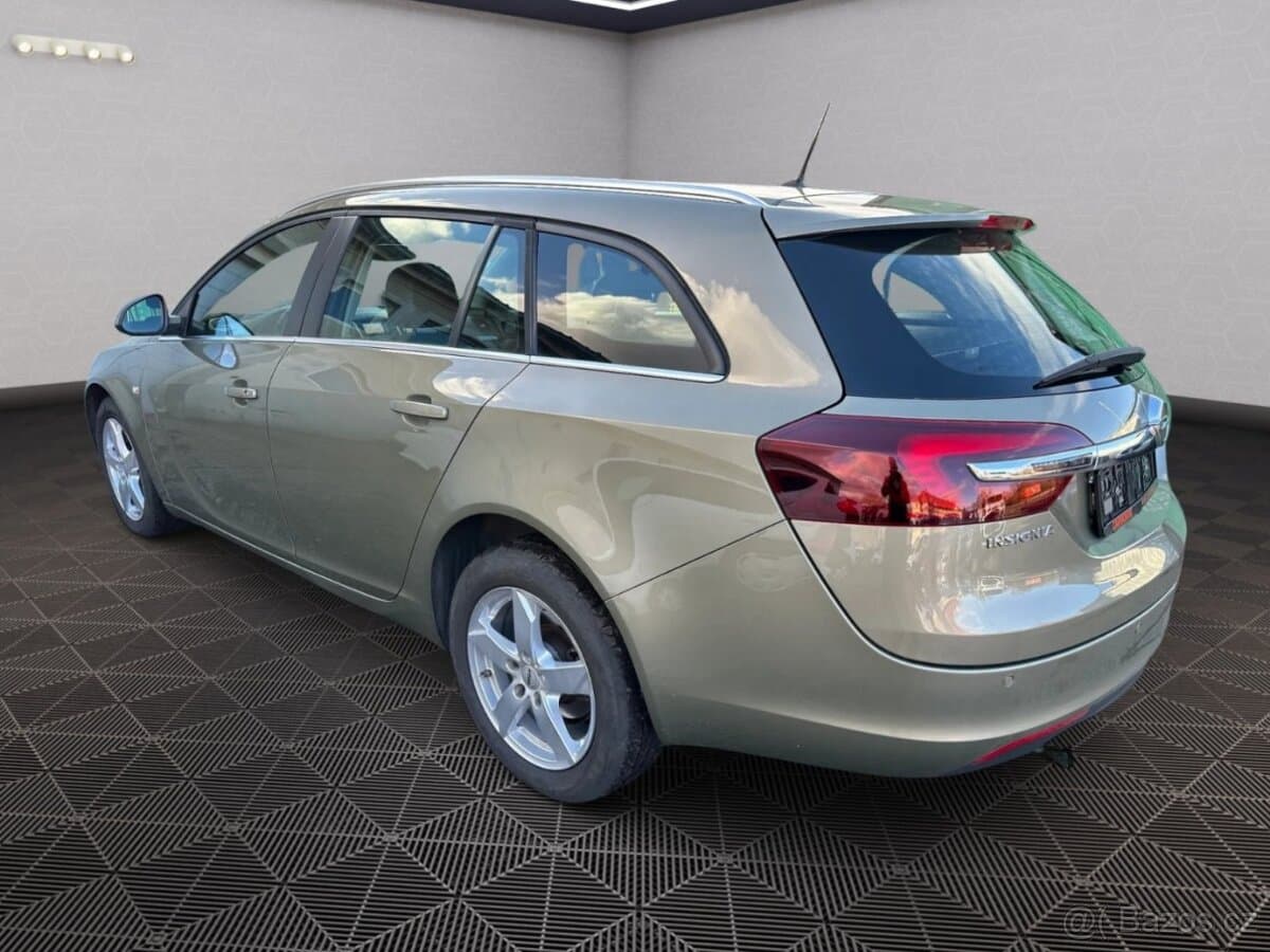 2015 Opel INSIGNIA - 5