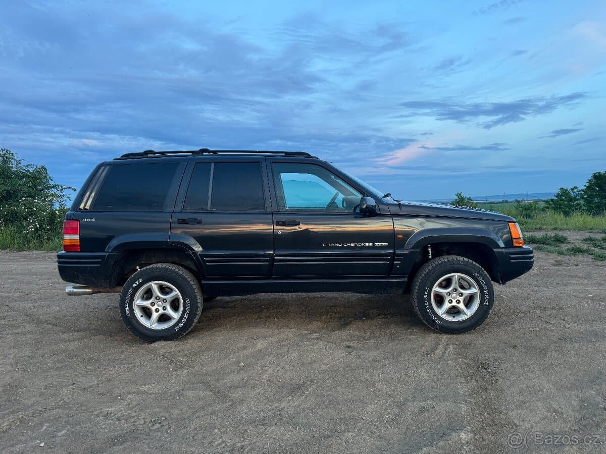 1998 Jeep CHEROKEE - 5