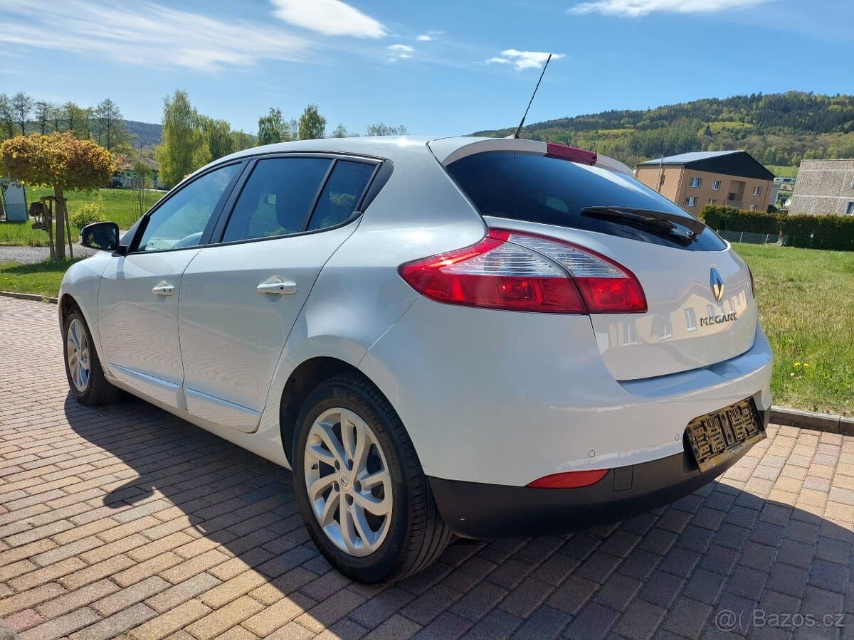 2014 Renault MEGANE - 5