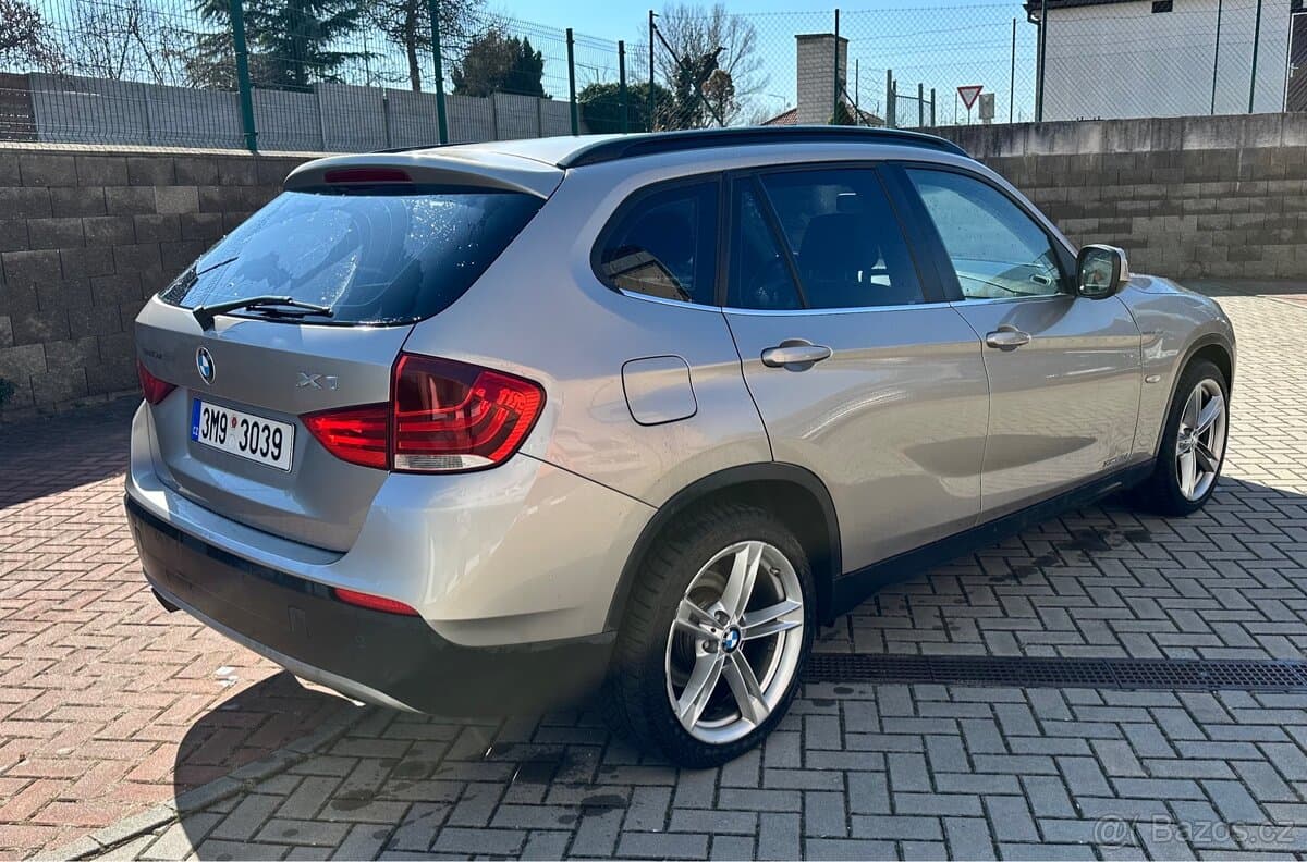 2010 BMW X1 - 5