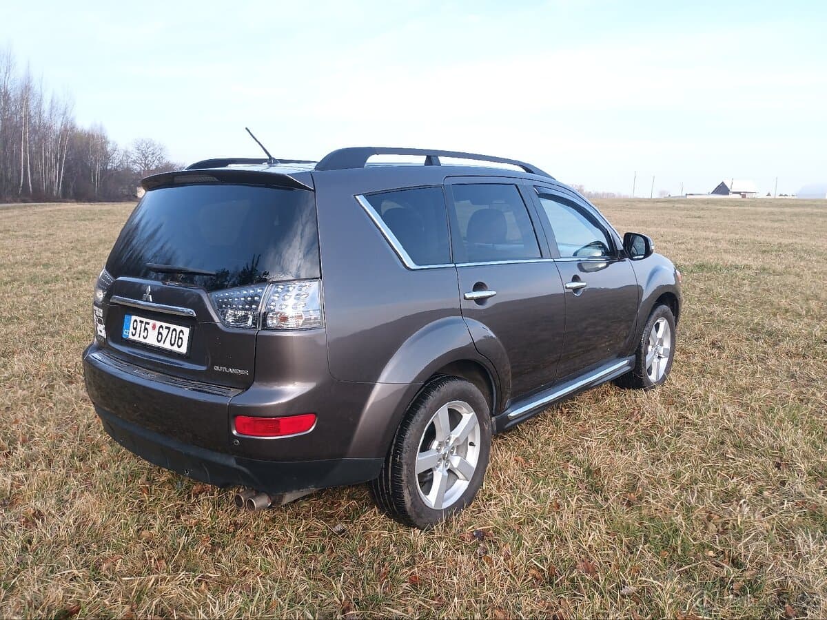 Mitsubishi OUTLANDER - 5