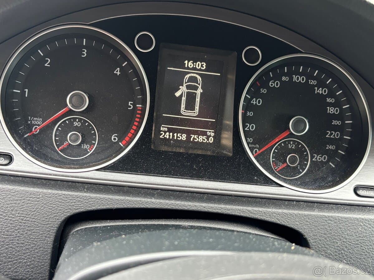 2014 Volkswagen PASSAT - 5