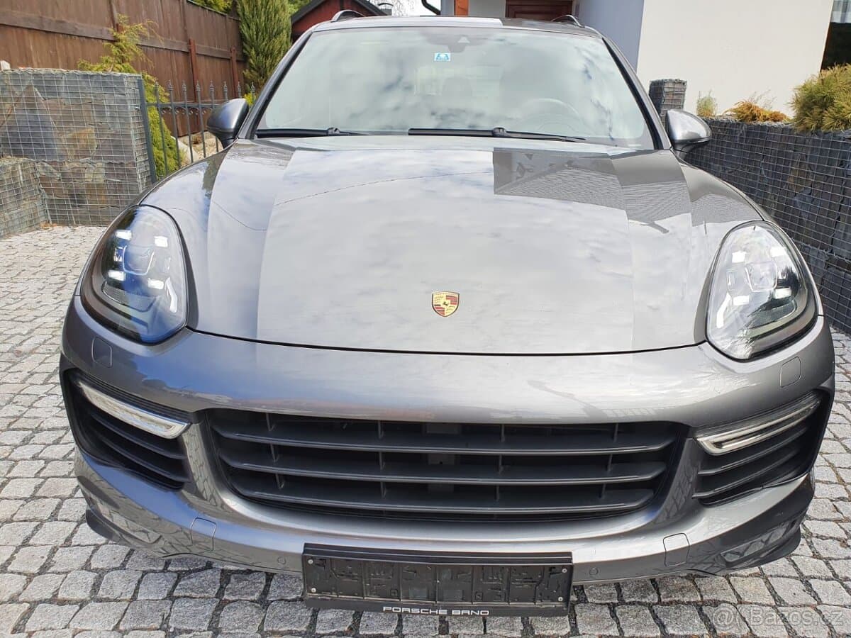 2015 Porsche CAYENNE - 5