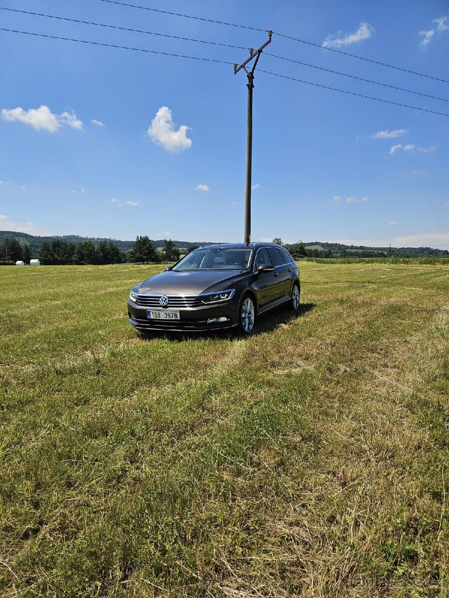 2015 Volkswagen PASSAT - 5
