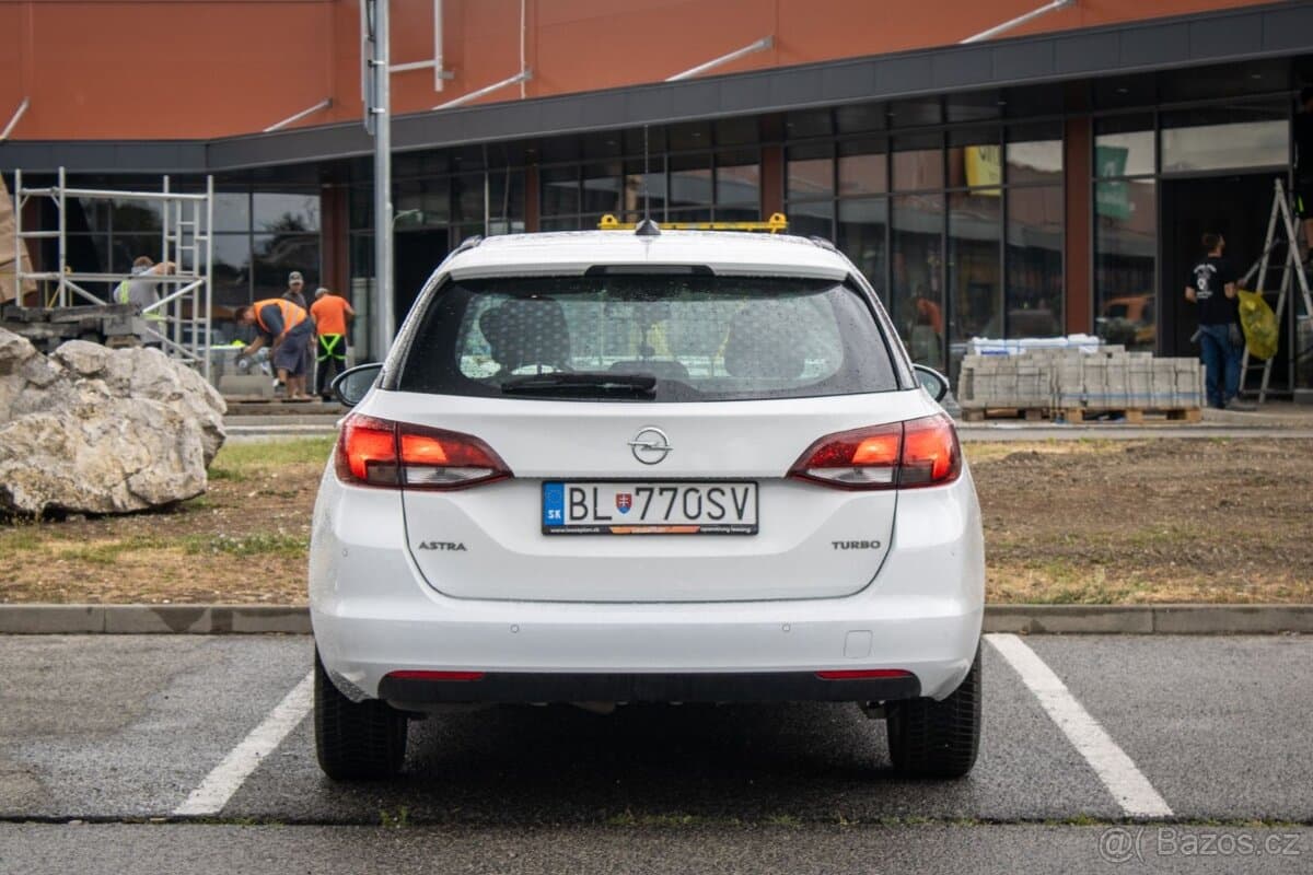 2018 Opel ASTRA - 5