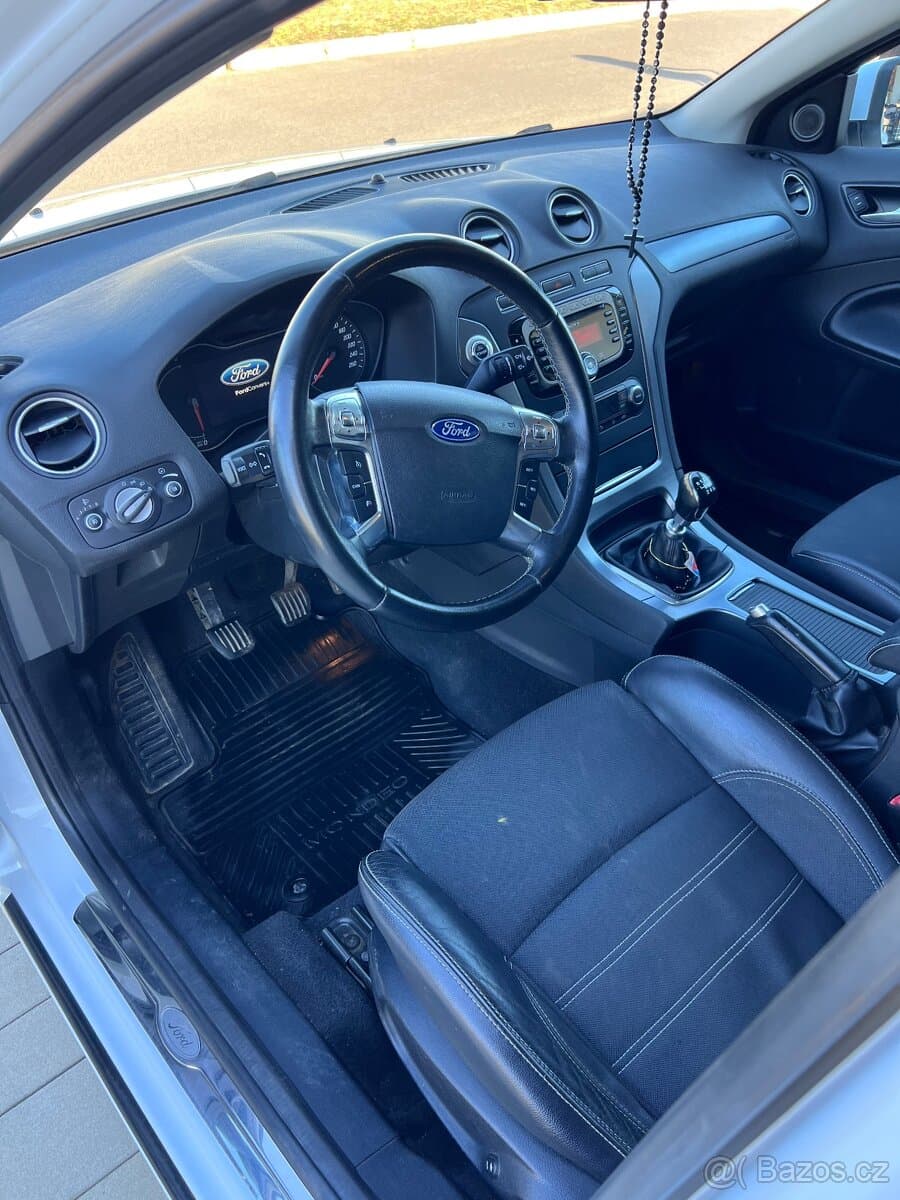 2011 Ford MONDEO - 5