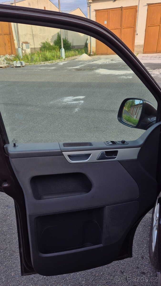 2014 Volkswagen MULTIVAN - 5