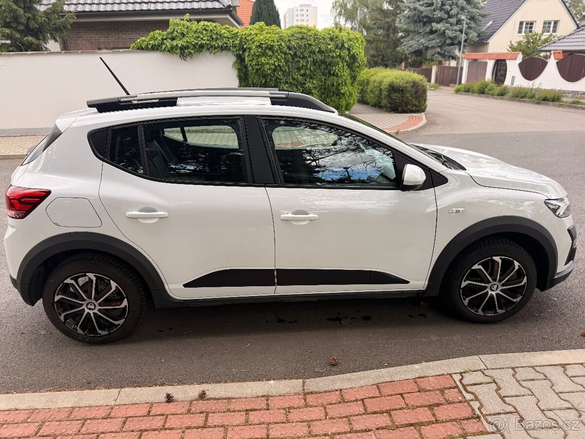 2022 Dacia SANDERO - 5