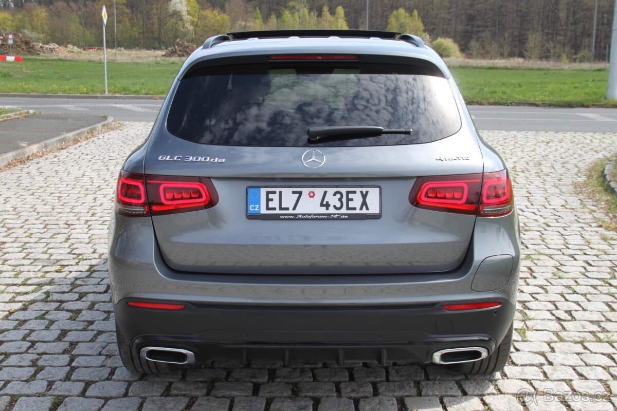 2021 Mercedes-Benz GL - 5