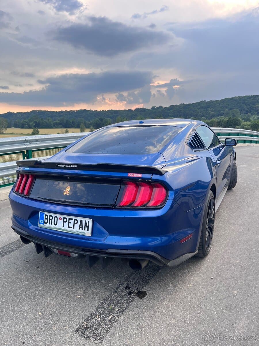 2018 Ford MUSTANG - 5