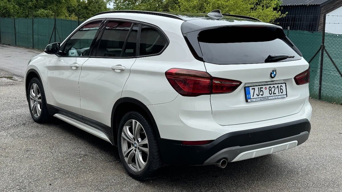 2016 BMW X1 - 5