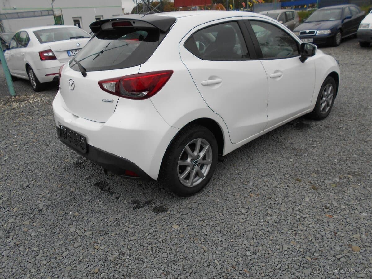 2016 Mazda 2 - 5