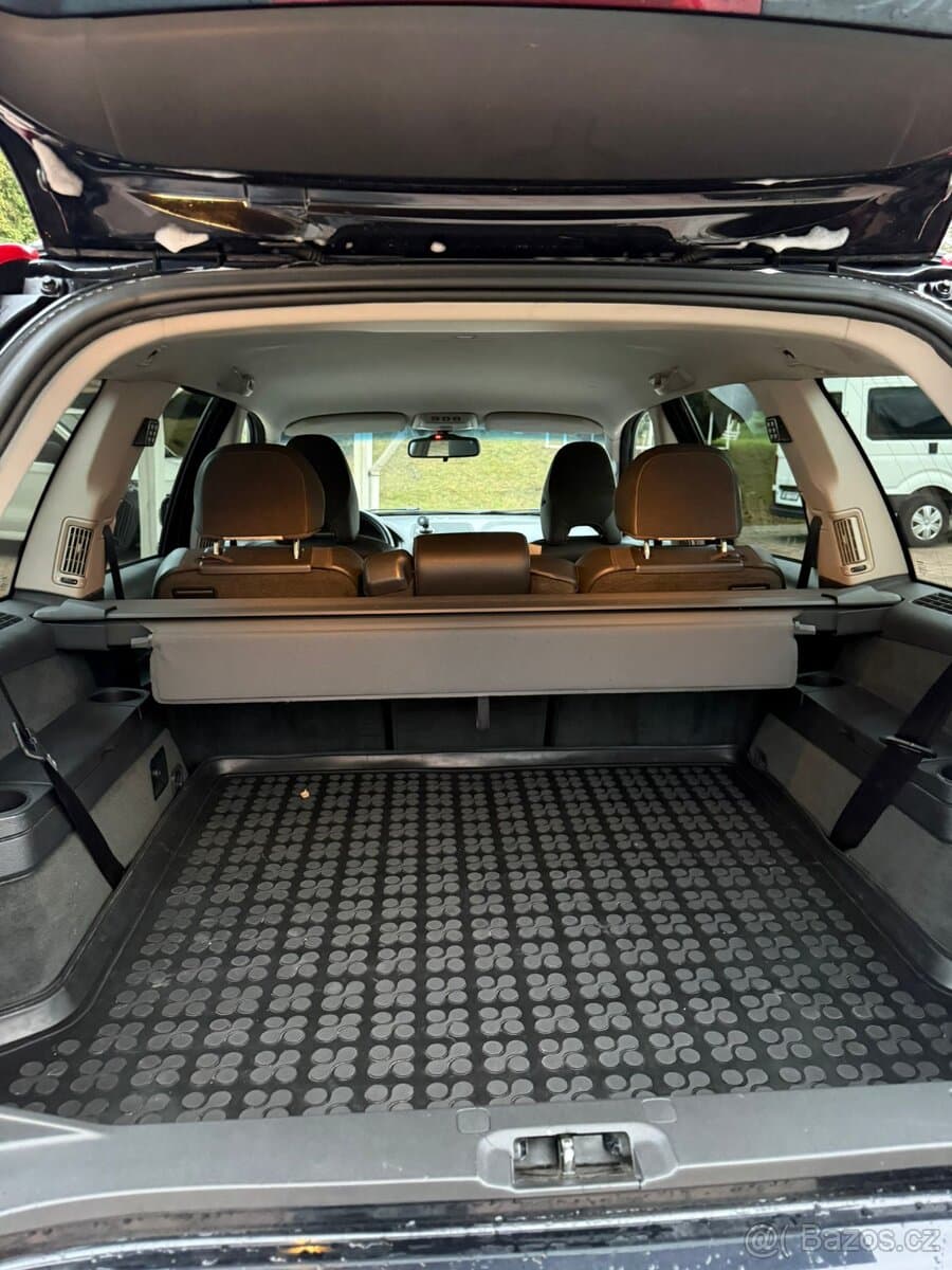2010 Volvo XC90 - 5