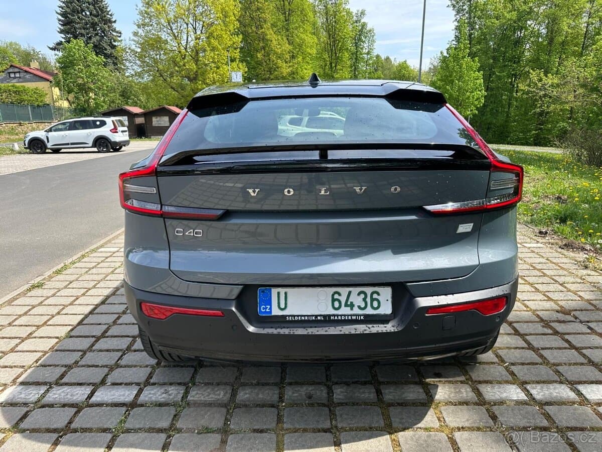 2022 Volvo C40 - 5