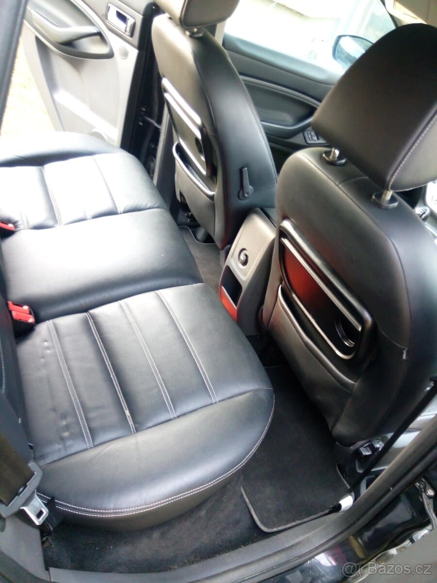 2010 Ford KUGA - 5